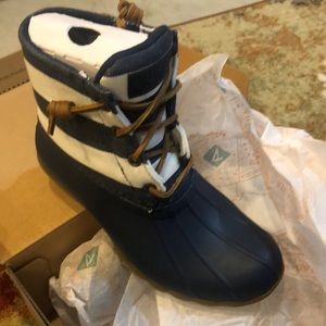 Sperry duck boots